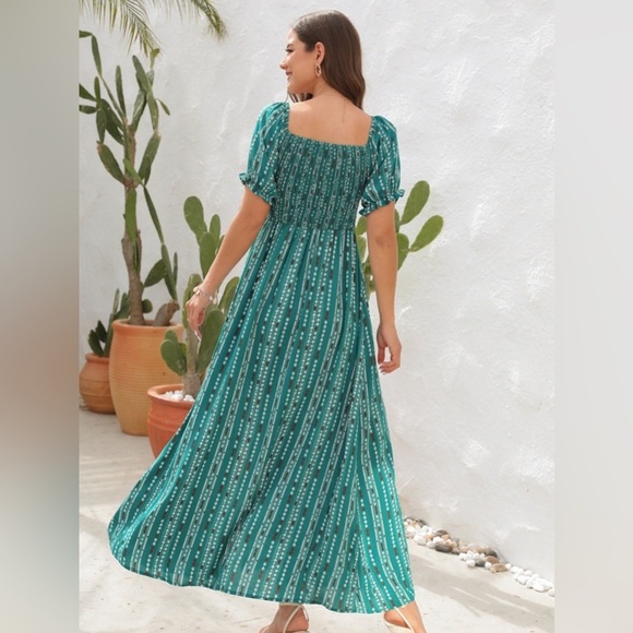 Capturing Time Short Sleeve Maxi Dresses Summer - Picture 3 of 4